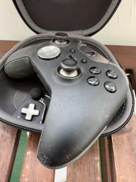 Wireless Controller for Xbox One image 2