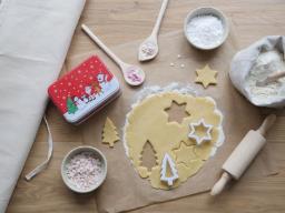 6-piece Xmas baking set for kids image 2