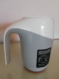 Non-fall Thermal Suction Mug with Lid image 1