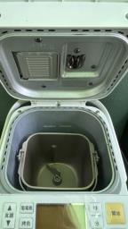 Panasonic sd-pm105 bread maker image 2