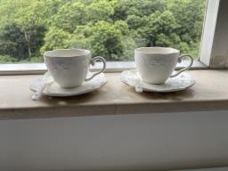 Teacoffee Cups with Saucers and Spoons image 2