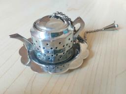 Vintage Tea Infuser Mini Teapot image 1