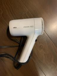 Braun hair dryer image 1