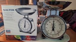 Salter mechanical kitchen scale image 1