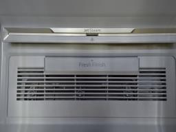 Samsung Air Dresser image 4