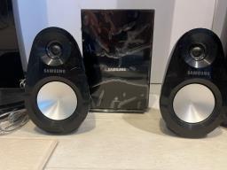 Samsung speakers and subwoofer image 2