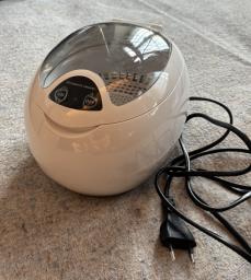 Ultrasonic cleaner image 2