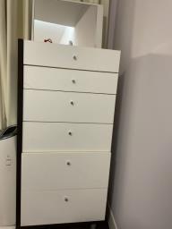 Chest of drawers image 1