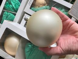 Glass Christmas tree balls - 3 sizes image 3