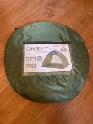 Popup beach tent image 1