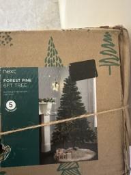 Artificial Christmas Tree image 2