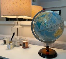 Educational Globe in Chinese  English image 3