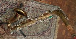 Oldvintage Xinghai brand alto-saxophone image 4