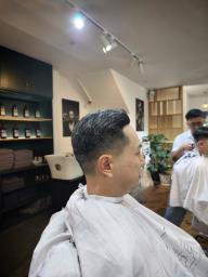 Discount Haircuts beard Trimwet Shave image 6