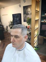 Discount Haircuts beard Trimwet Shave image 9