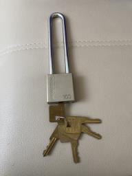 Heavy Duty Padlock 18 cm image 1