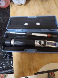 Portable Refractometer image 1