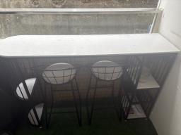 Balcony table and 2 chairs image 3