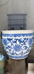 Old used chinese ceramic vase image 2