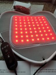 Red light therapy for pets image 1