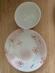 Flora ceramic dish and snack bowl image 1