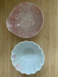 Flora ceramic dish n chrysanthemum  bowl image 1