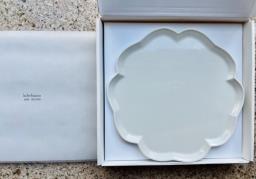 Mujiga Flower plate image 1