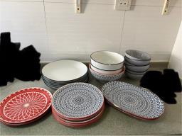 Plates and bowls image 1