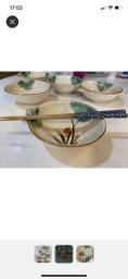 Set of five Japanese bowls image 1