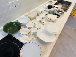 Take all used cups plates bowls  Hk100 image 3