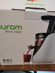 Hurom juicer image 3