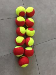 Kids tennis racket and balls image 3