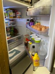 Family-size refrigerator image 1