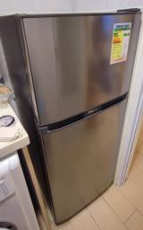 Hitachi Refrigerator very new image 1