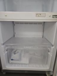 Panasonic refrigerator Nr-bt266 image 4