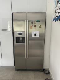 Siemens Side by Side Fridge Freezer image 1
