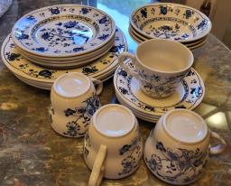 20pcs dinner and teaset chinaware image 1