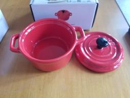 Mini round ceramic pot image 2