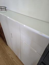 White shoe rack glass top image 1