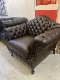 Chesterfield Sofa image 1