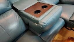 Free 3-seater leather sofa image 3