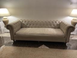 Free Chesterfield Sofa image 2