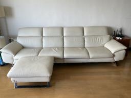 Italy made genuine leather 4 seater sofa image 3