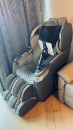 Ogawa Massage Chair image 1