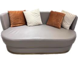 Sofa image 2