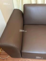 Sofa image 2