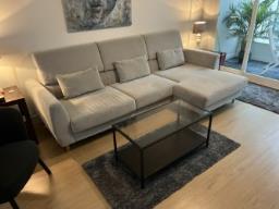 Sofa image 2