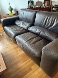 Used Leather Sofa From cierre image 1