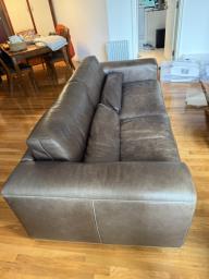 Used Leather Sofa From cierre image 3