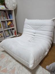 White giant bean bag chair image 2